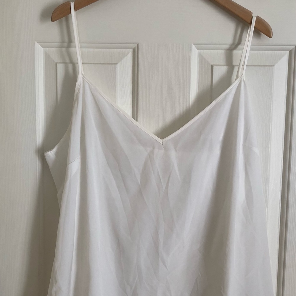 ASOS Curve dotty blouse - Picture 5 of 10
